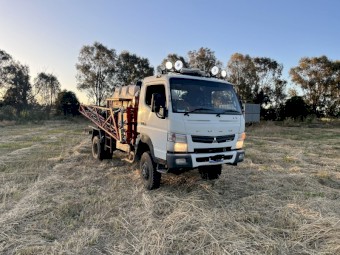 2012 Croplands Canter 4x4 Spray Truck