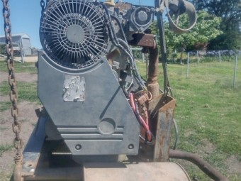 2 cylinder Deutz Motor
