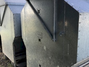 UNIVERSAL 4200L FEEDERs ( x 10)