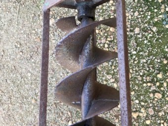 COLE 40 FT HYDRAULIC AUGER