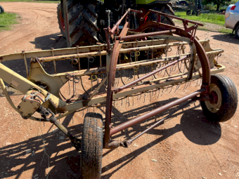 New Holland NH 56 Roller Bar rake