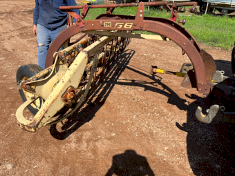 New Holland NH 56 Roller Bar rake
