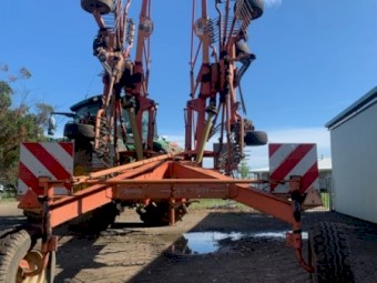 Kuhn Twin Rotor Hay Rake