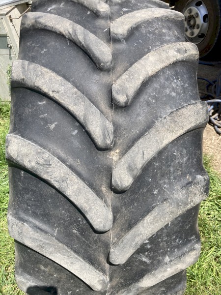 Firestone 480/65R24 Tyre