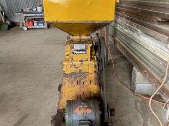 10 inch Peerless Roller Mill