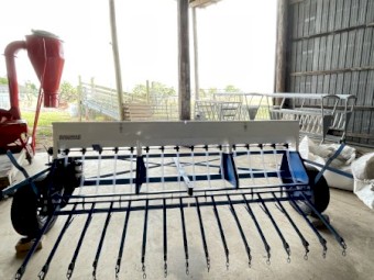 16 row Davimac Pasture seeder