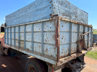 Toyota 6000 Tipping Truck