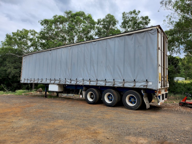 Krueger Tri Axle Tautliner