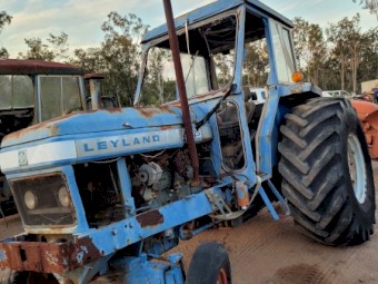 Leyland 285 Tractor