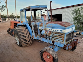 Leyland 285 Tractor