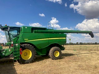2015 John Deere S680 & 640D
