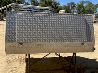 Ute canopy 