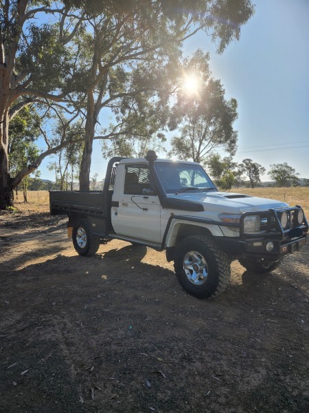 2015 79 series Toyota Landcruiser Single Cab