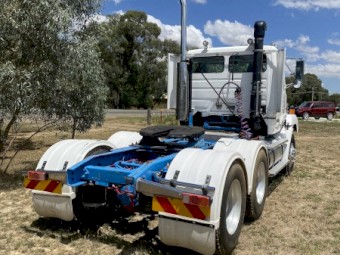 1994 Freightliner FLC112 Prime Mover