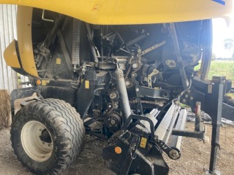 2015 New Holland RB180 Round Baler