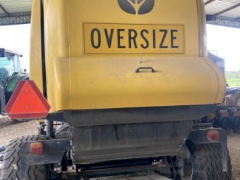 2015 New Holland RB180 Round Baler