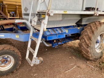 Gason 1850RT2 Airseeder and Alfarm Seeding Bar