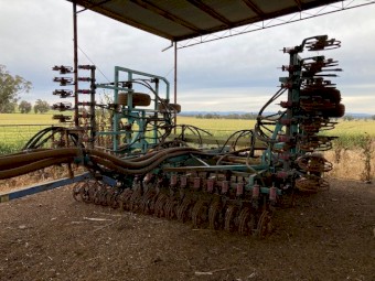 Gason 1850RT2 Airseeder and Alfarm Seeding Bar