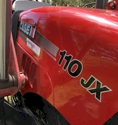 Case IH JX110 Farmall Tractor (Near New)