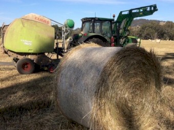 Claas Variant 365 Round Baler
