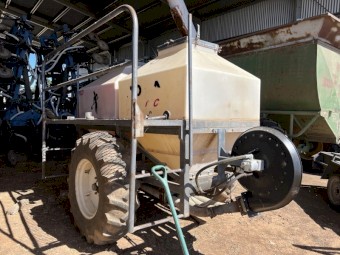 Homan Jet Techair Seeder Cart