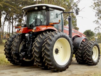 2017 Versatile 320 4x4 322hp Agricultural Farm Tractor