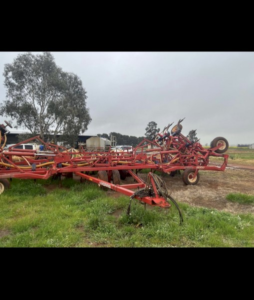 Morris Concept 2000 & Gason Air Cart