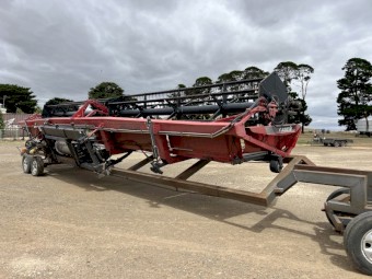 Case IH 2388 Header with Honeybee Draper Front & Pickup Front