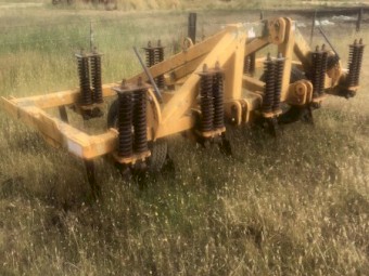 Delmade Double Spring Deep Ripper