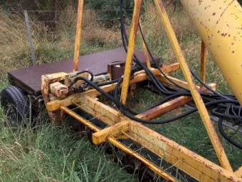 Custom Built 3p linkage grain sweeper auger and trailer