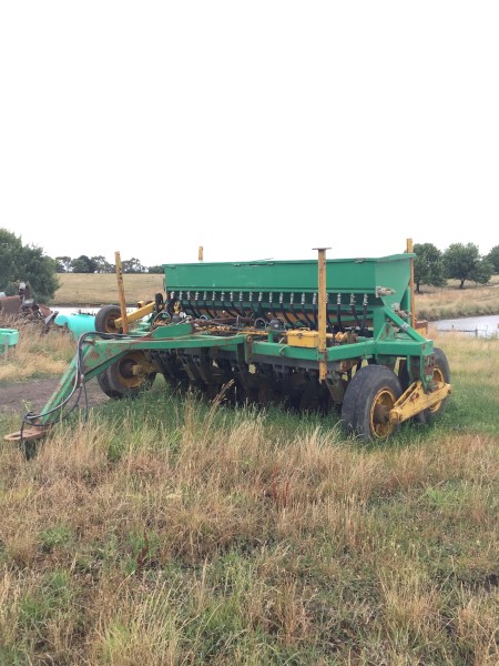 Rock hoppa disc drill