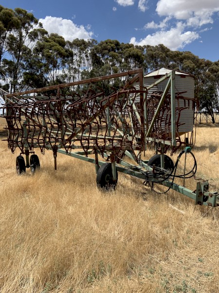 John Shearer 40ft Harrows