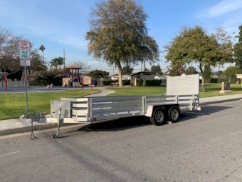 2009 Aluma car hauler