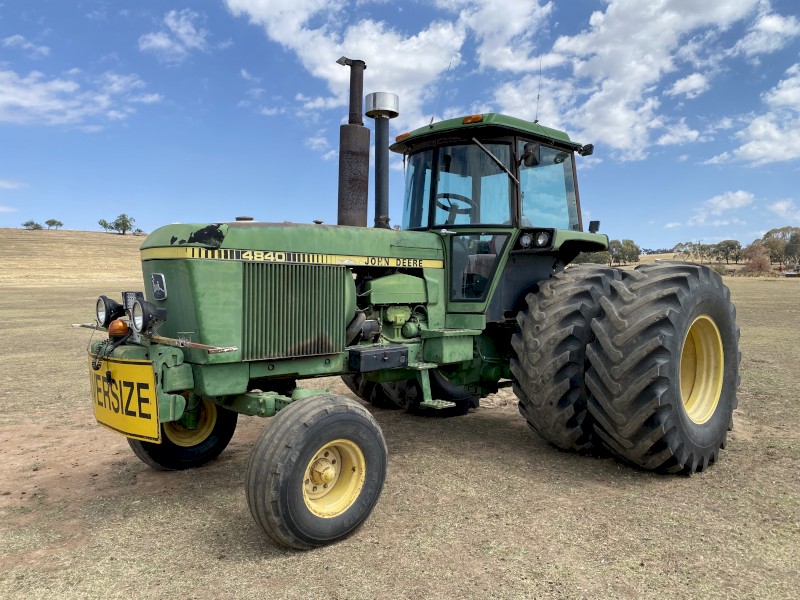 John Deere 4840 tractor 