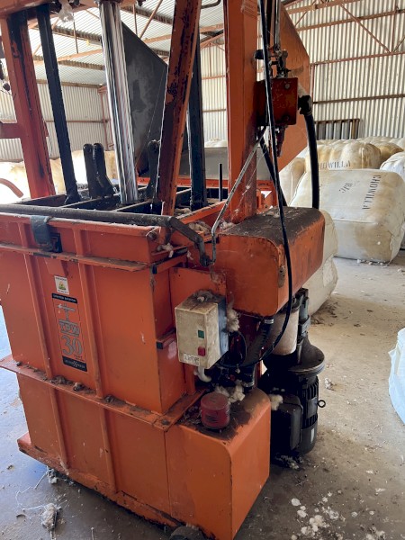 TPW Anniversary Model Woolpress