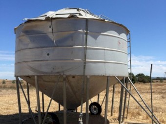 R.K Macey 22 ton field bin