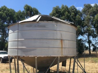 R.K Macey 22 ton field bin