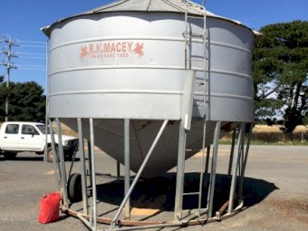 R.K Macey 22 ton field bin
