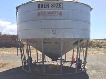 R.K Macey 22 ton field bin