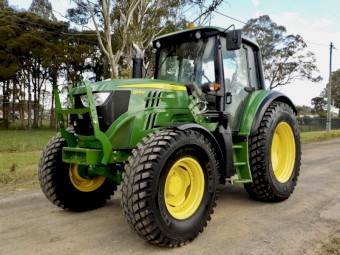 2015 John Deere 6105M 4WD 109hp Agricultural Farm Tractor