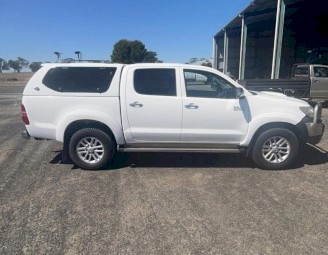 2014 Toyota hilux sr5
