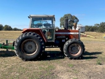 1990 Massey Ferguson 3545 Tractor and 2005 Goldacres Advance Boom Spray with Case Auto Steer