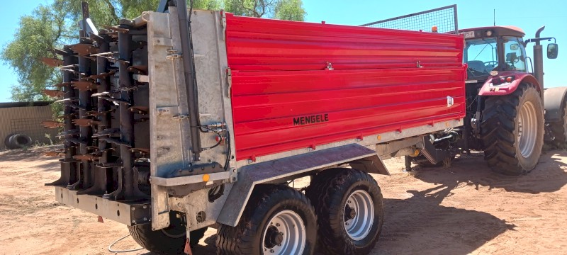 Lely Mengele ES14000TA Manure Spreader