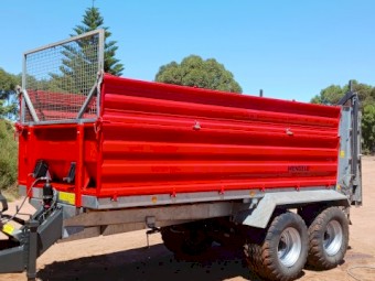 Lely Mengele ES14000TA Manure Spreader