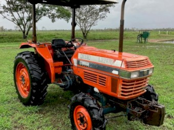 1990 Kubota L3750 4WD Tractor