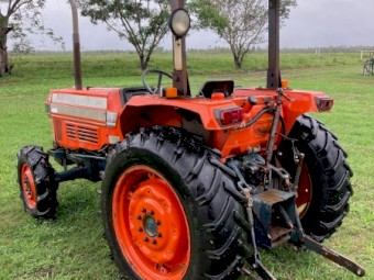 1990 Kubota L3750 4WD Tractor