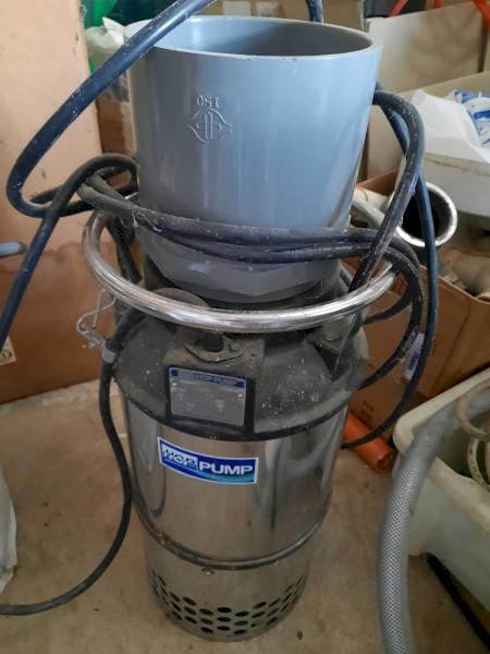 HCP   Large submersible pump for sale. High flow / low head