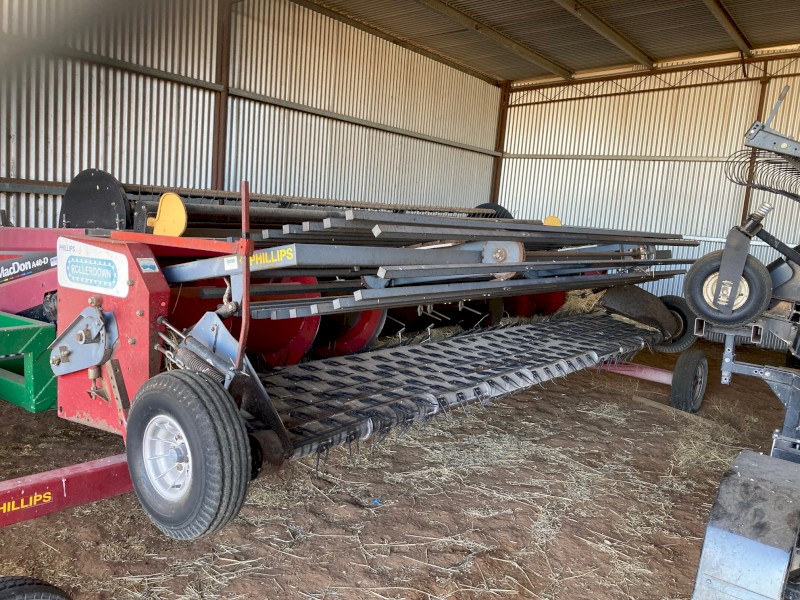 Phillips Rollerdown 16ft Canola Pickup Front and Trailer