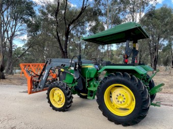 John Deere 4045E Tractor