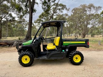 John Deere Gator XUV865E Utility Vehicle